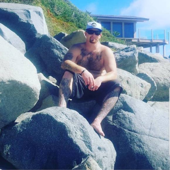 Meet your Posher, Dylan - Picture 1 of 1